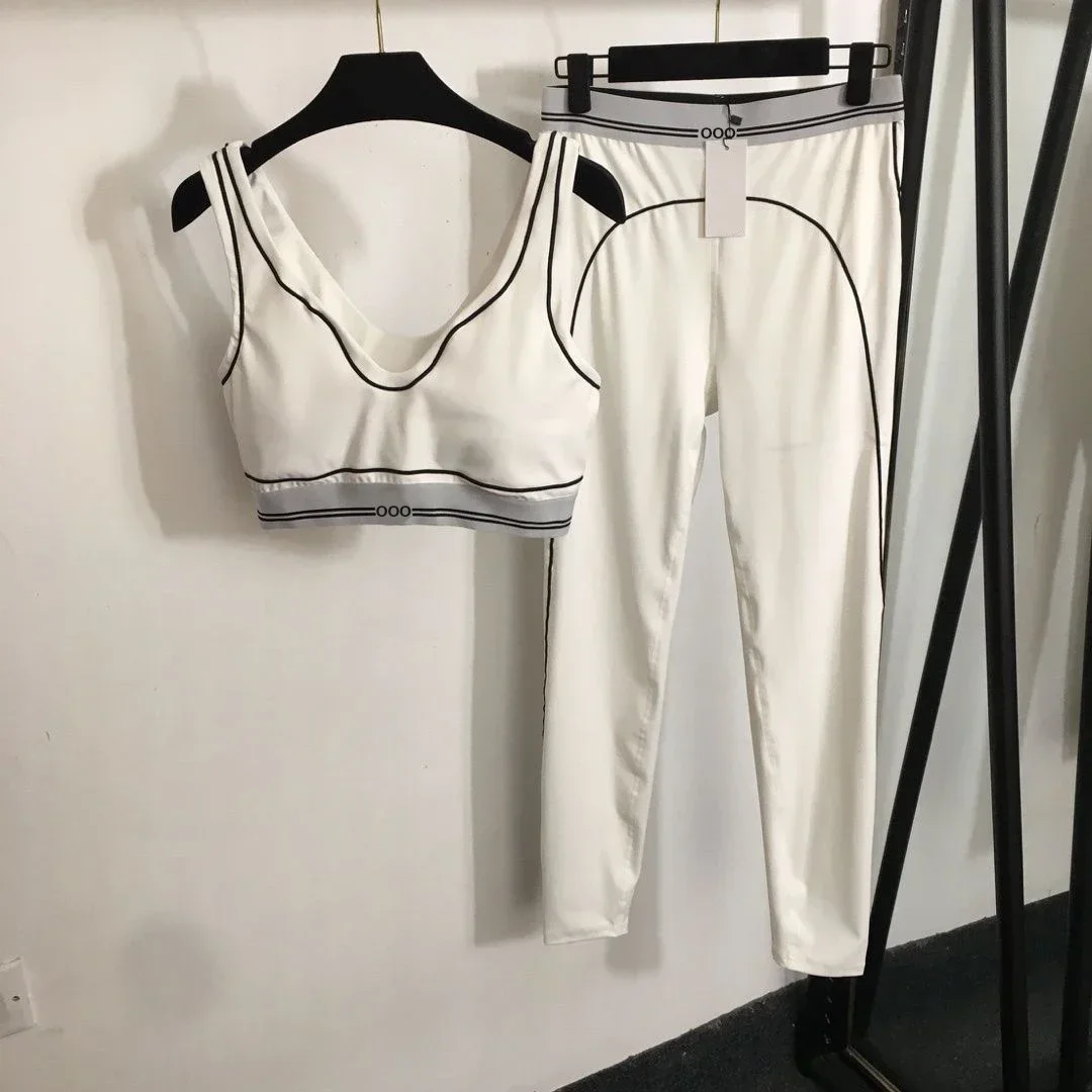 Tank Top and Pants Two Piece B - огляд і ціна Pilates Yoga Top